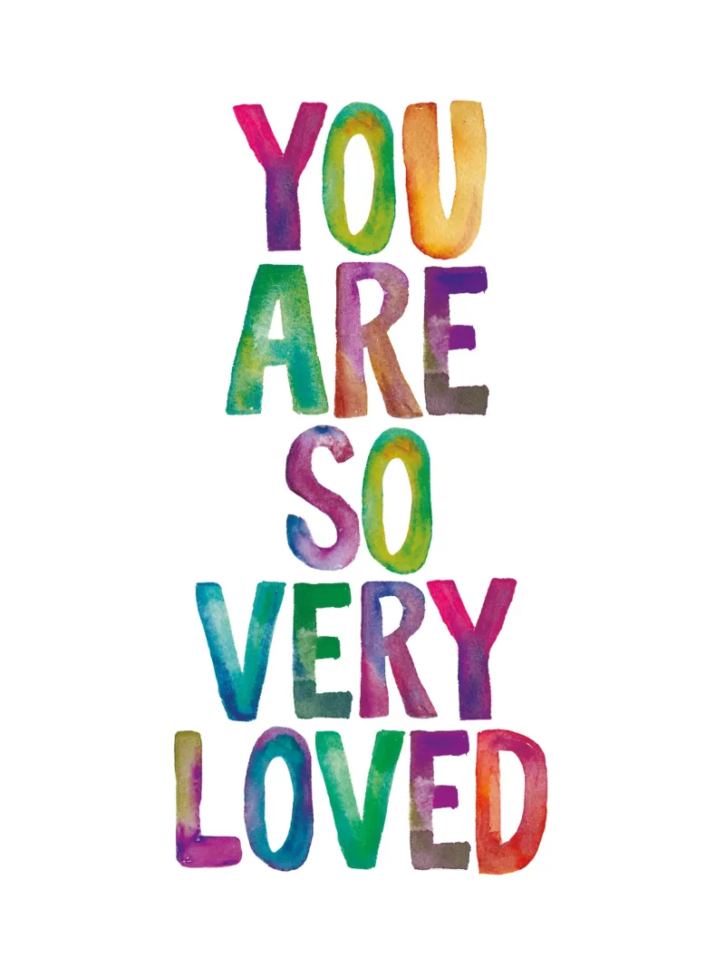 Sei così tanto amato Design tipografico arcobaleno pellicola backlit da THE MOTIVATED TYPE