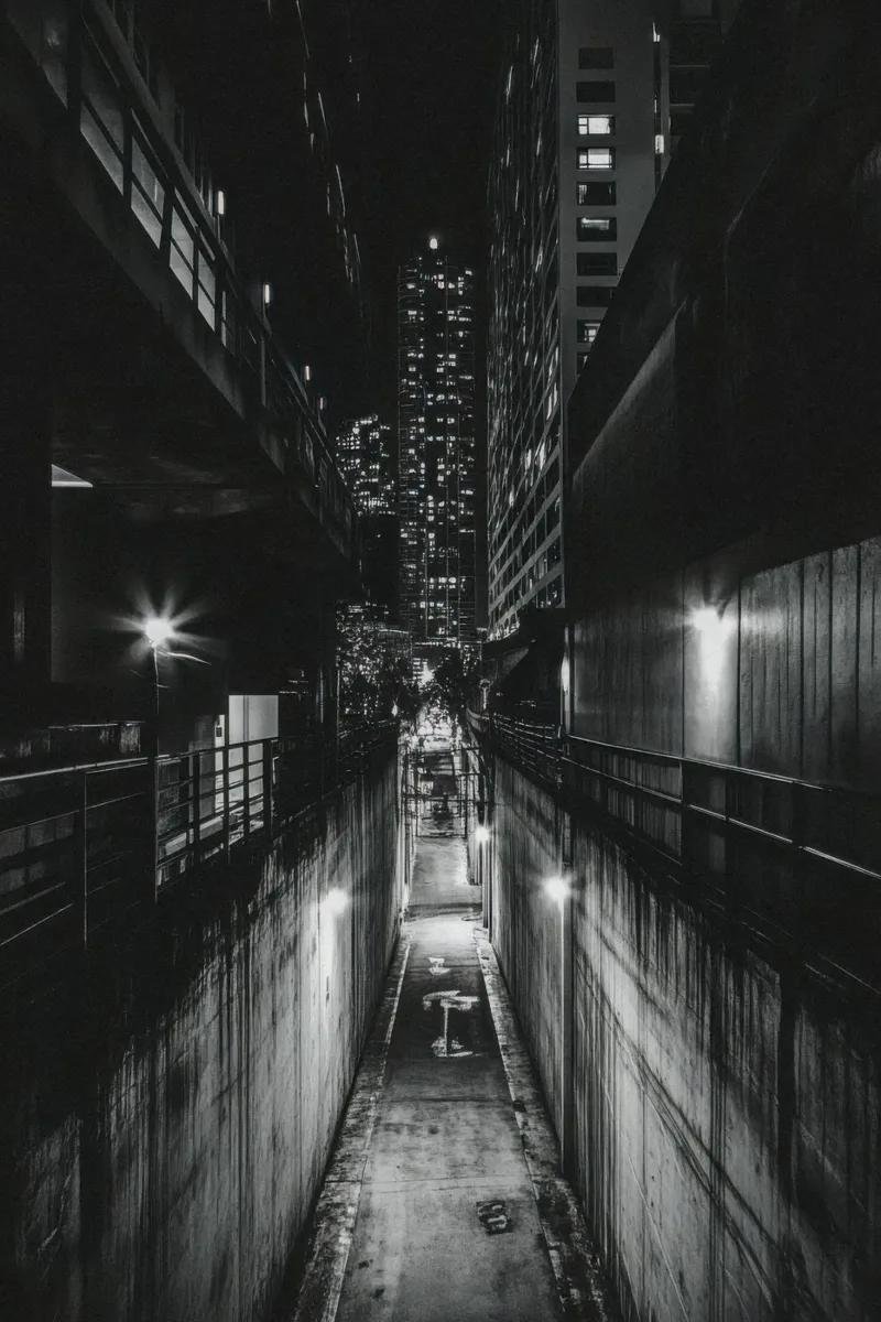 Bangkok Nocturne : De gloed van schaduwen canvas van By Night