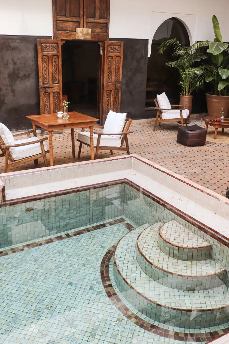 Riad a Marrakech pellicola backlit da Henrike Schenk Photography