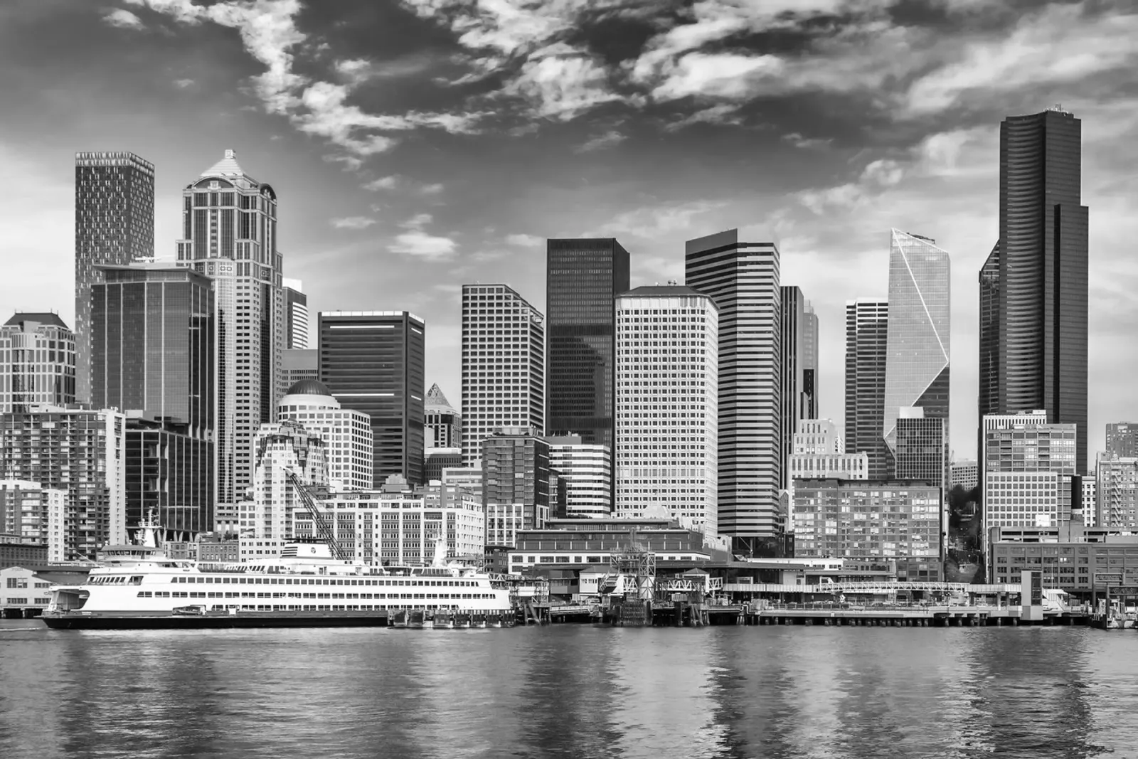 Downtown Seattle | Monochrom alu-dibond by Melanie Viola