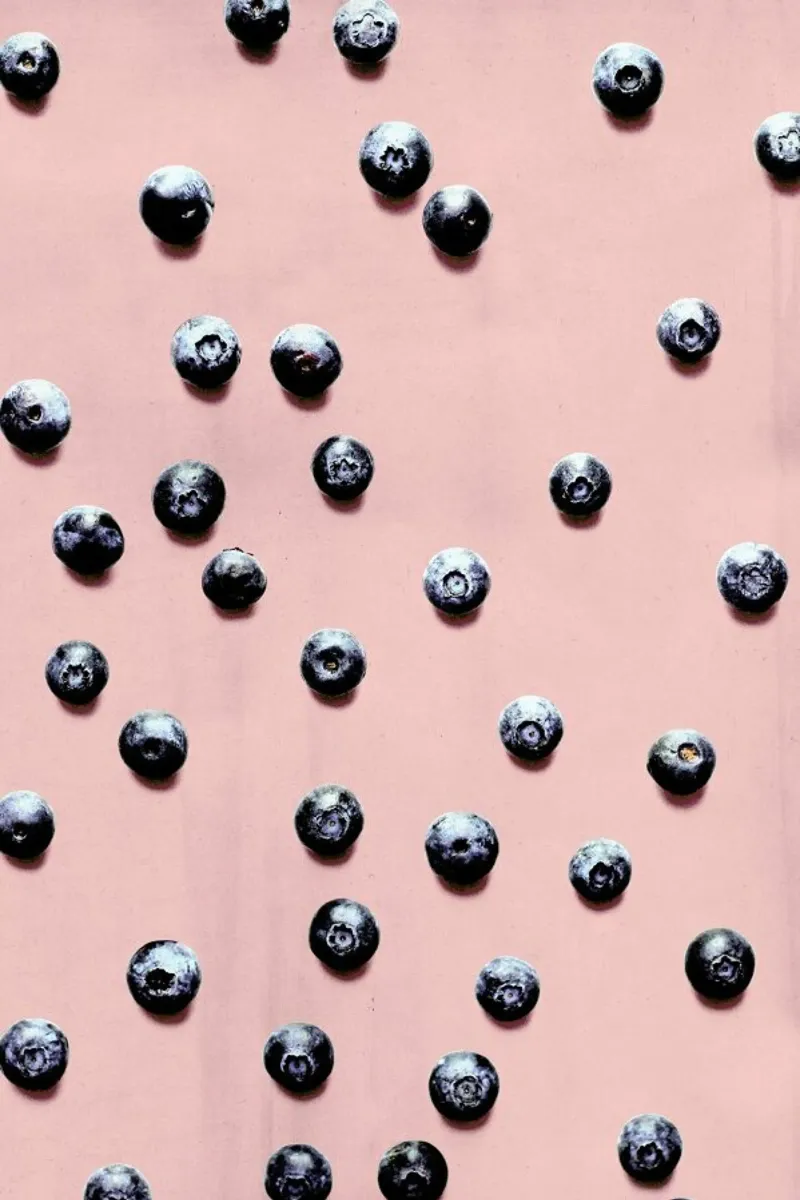 Fruit 12 poster con telaio in plastica da STUDIO LEEMO