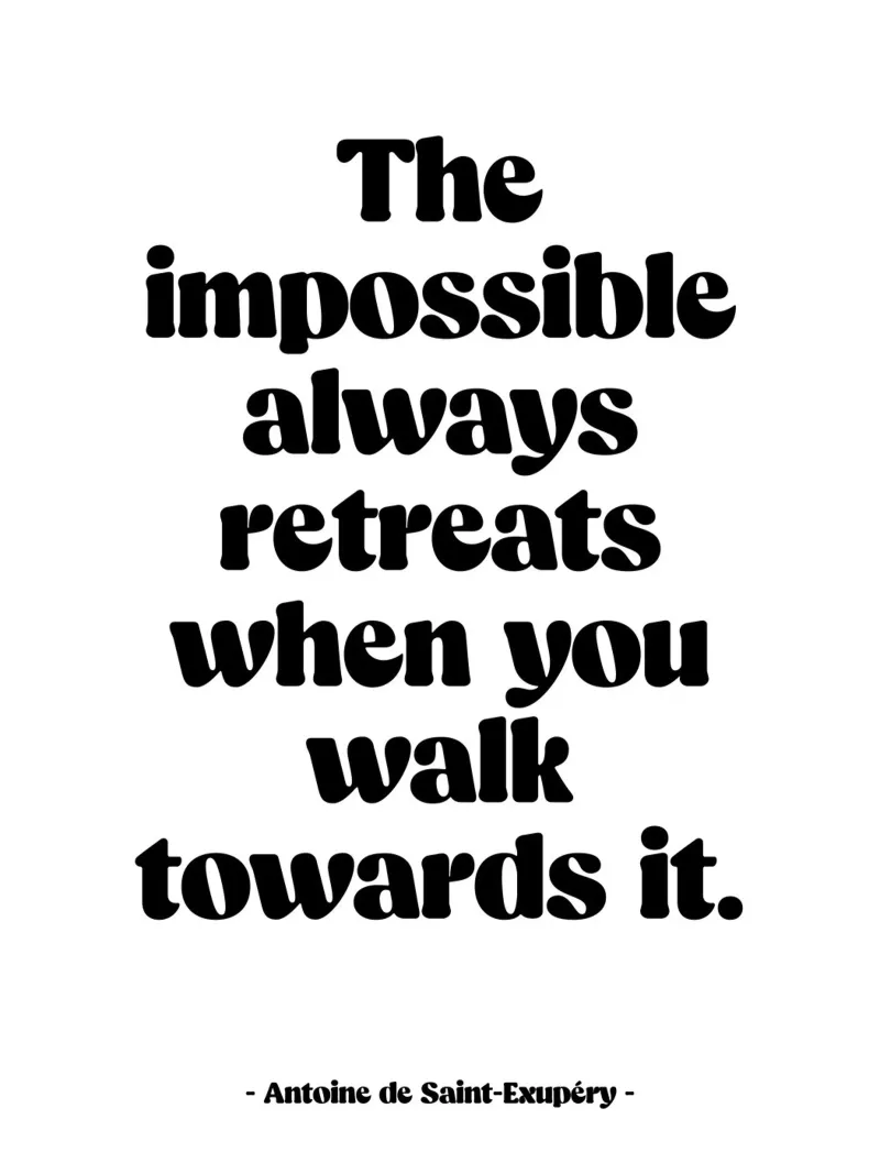 Citazione "L'impossibile si ritira sempre" poster da Wall of Words