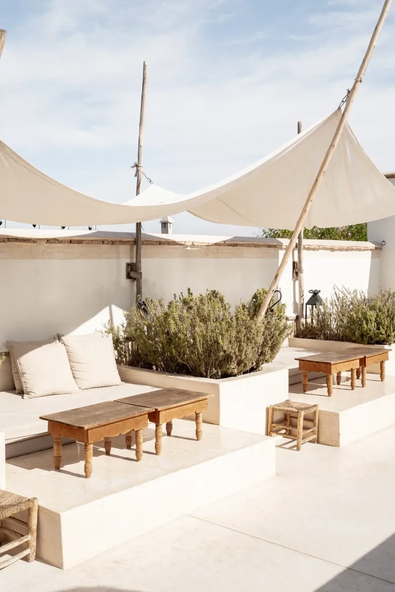 Riad Rooftop Rhythm pellicola backlit da Henrike Schenk Photography