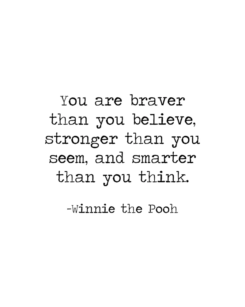 "Sei più coraggioso di quanto credi" - Citazione di Winnie The Pooh pellicola backlit da Summer Soul Co. - Quotes