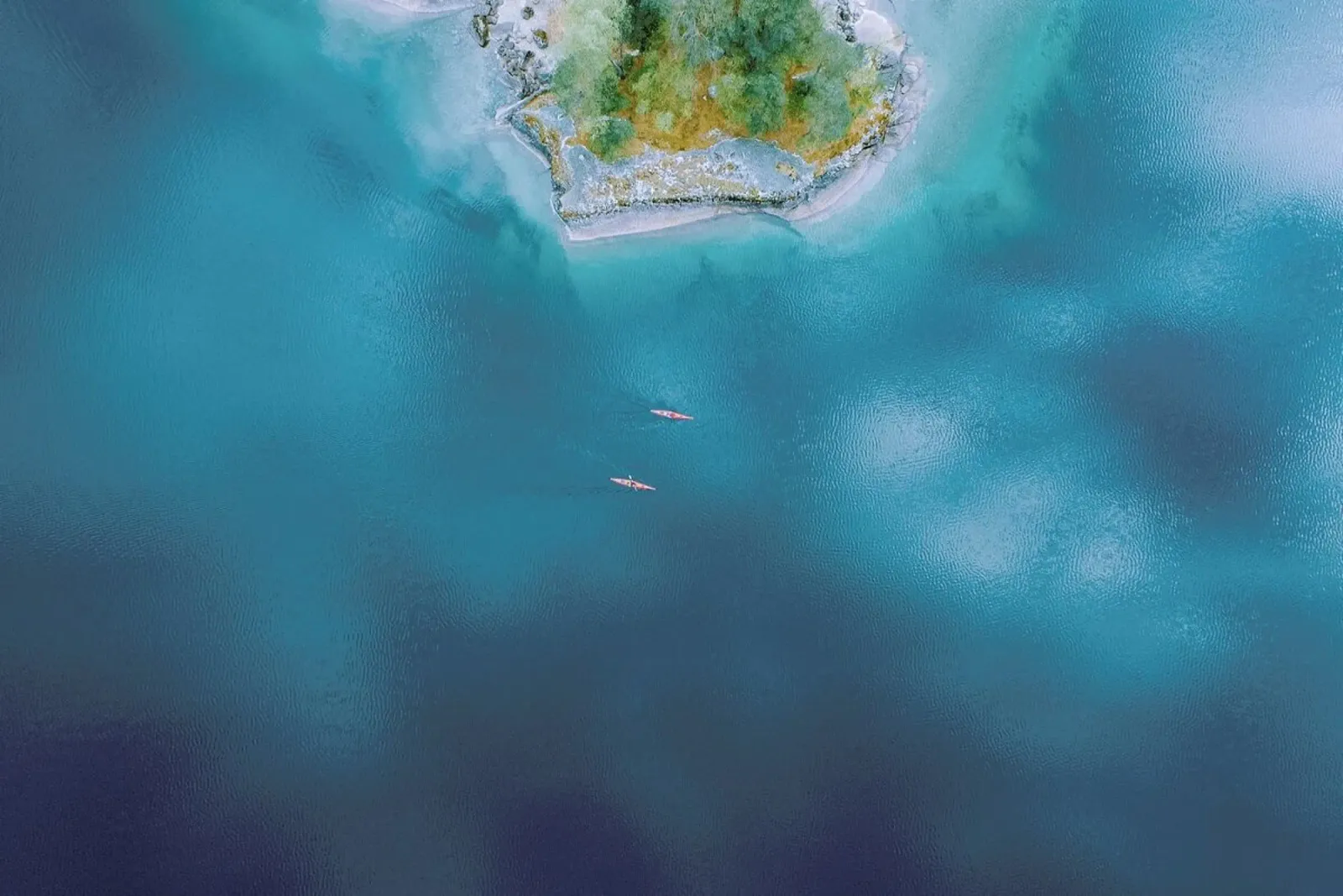 Kayaking pellicola backlit da Airpixels