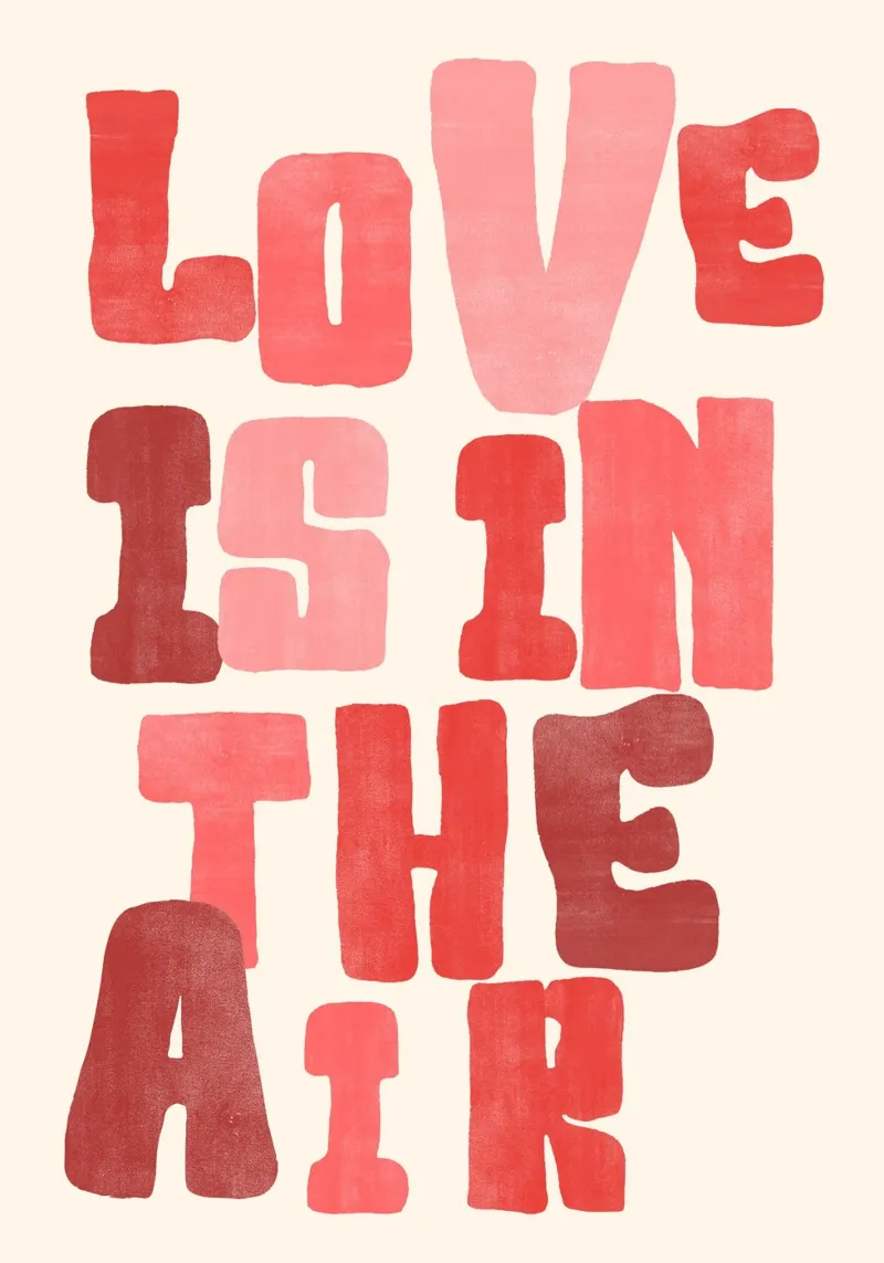 Love Is in the Air | Romantic & Whimsical Print poster con telaio in legno da PrintCessStudio