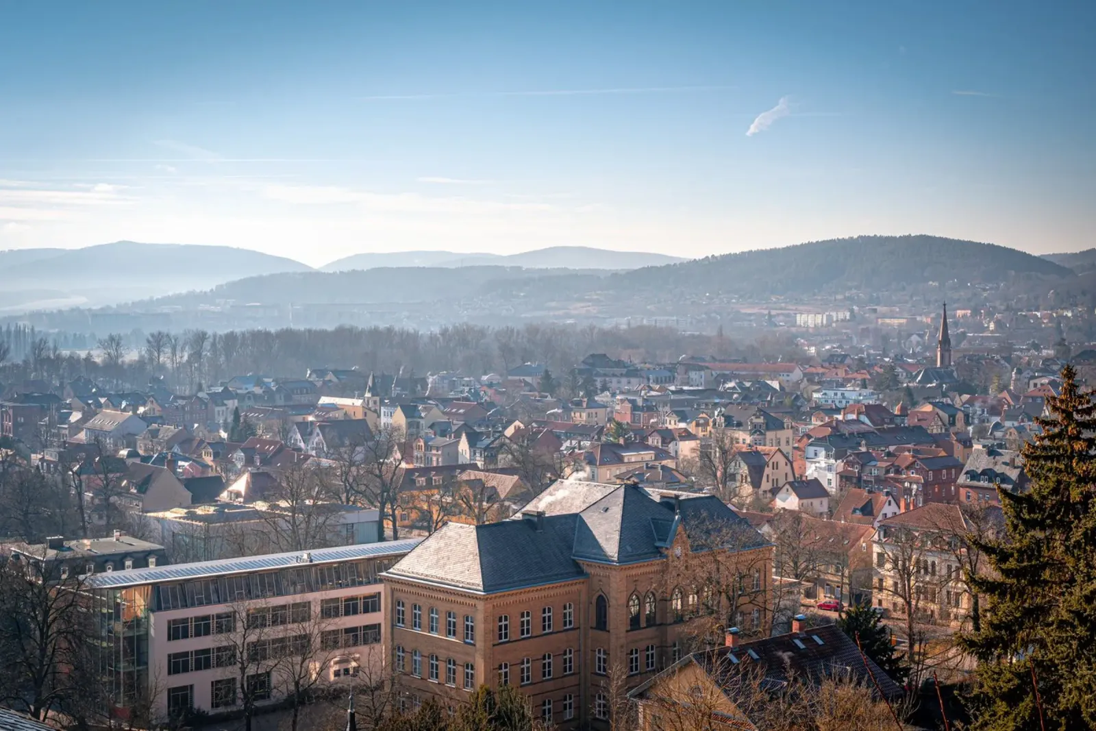 Sopra i tetti di Rudolstadt in Turingia pellicola backlit da Marcus Beckert | Fotografie