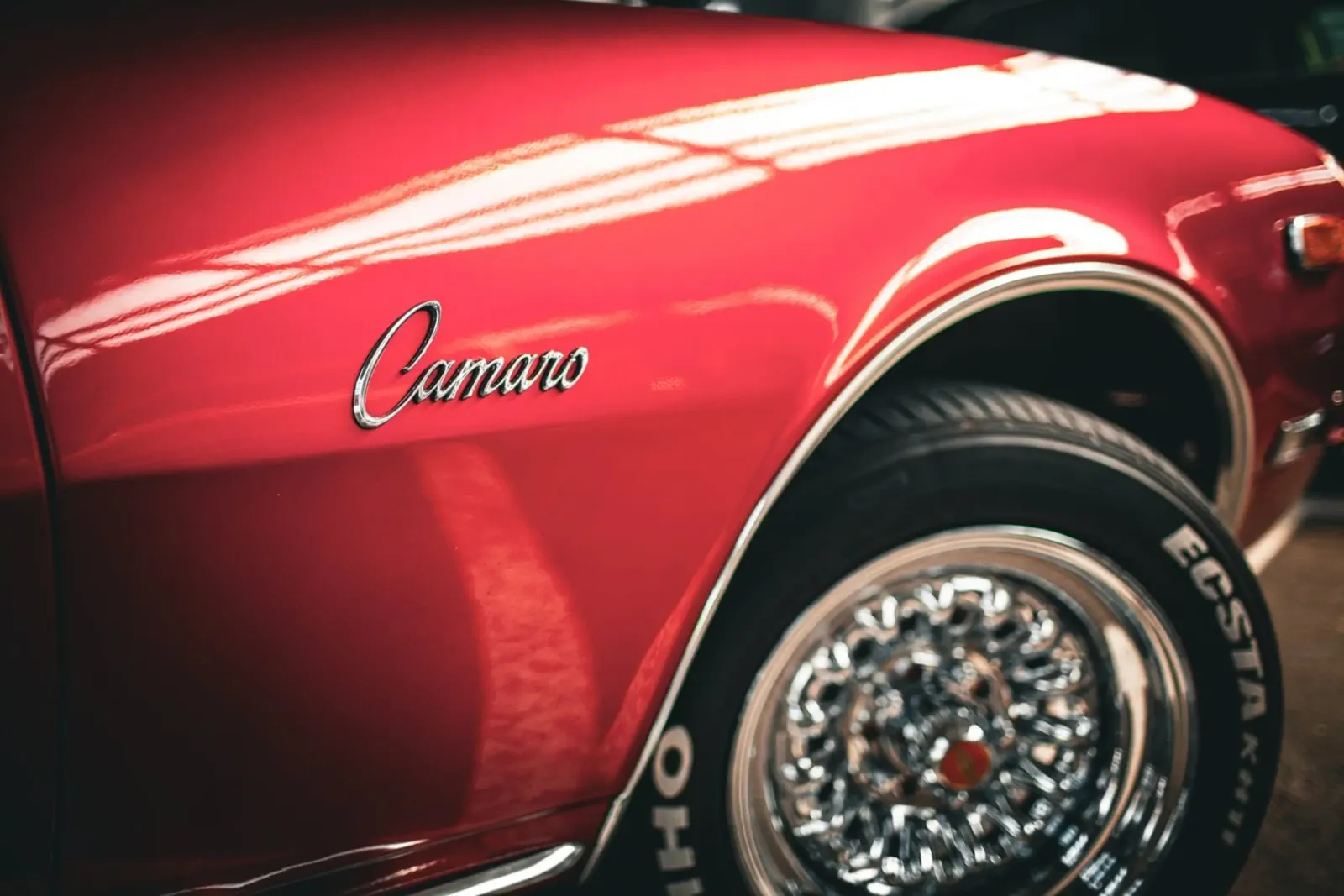 Camaro pellicola backlit da Flo Klein