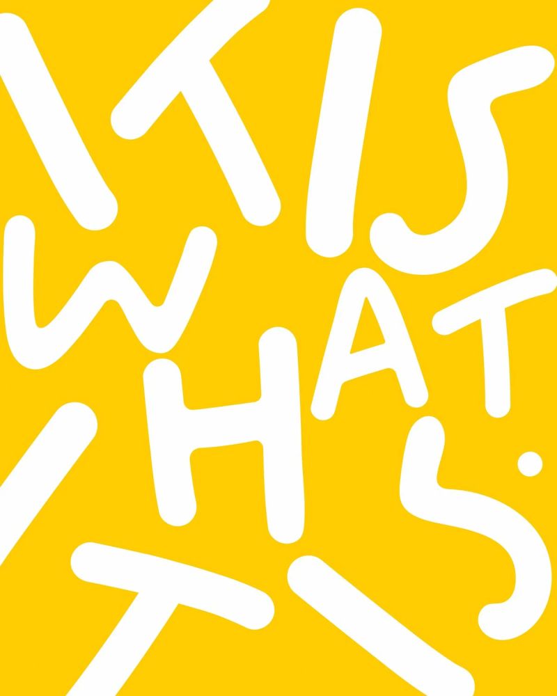 C'est ce que c'est | Typographie Lettres excentriques Jaune Citation poster de 83oranges