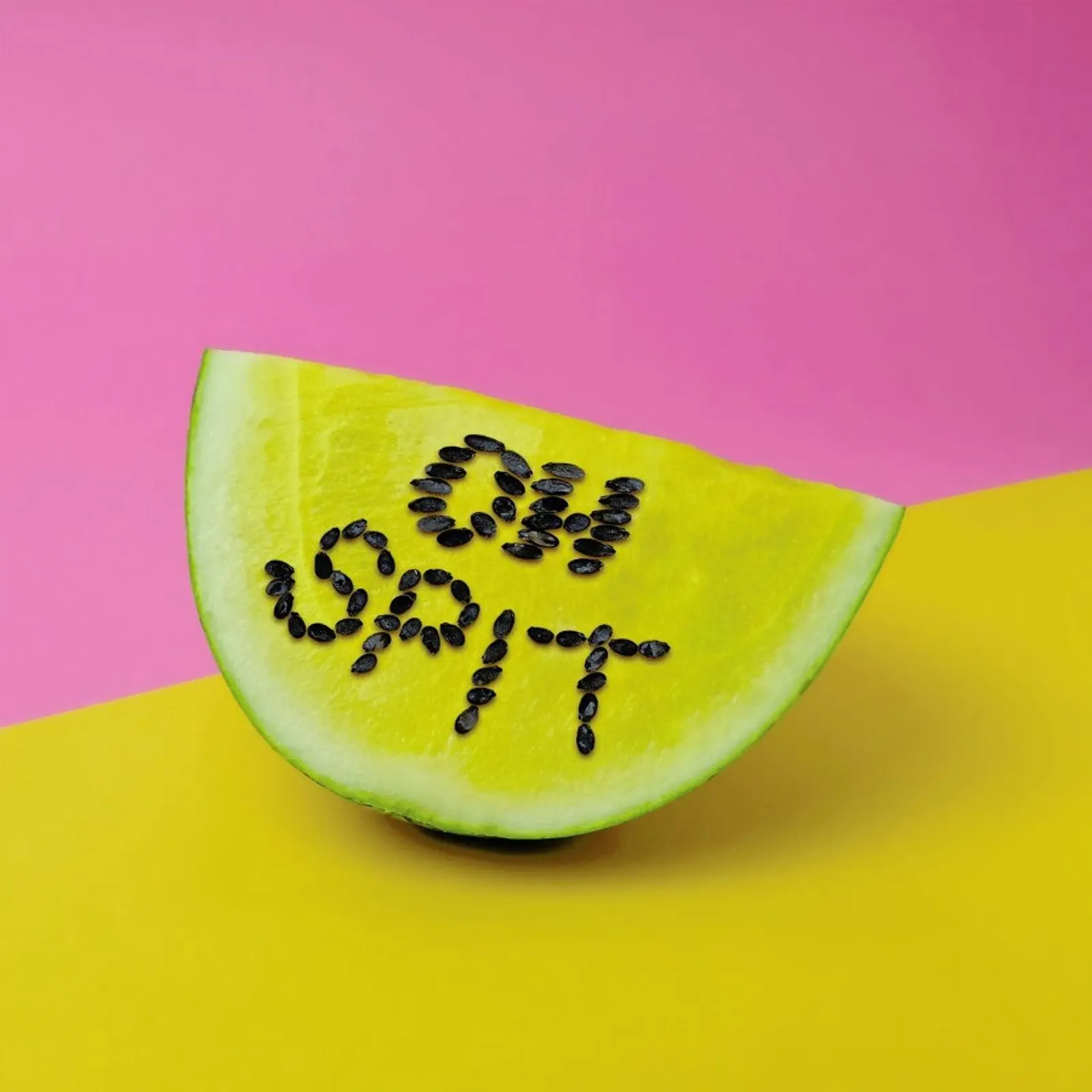 Oh, Spit! poster con telaio in plastica da Juj Winn