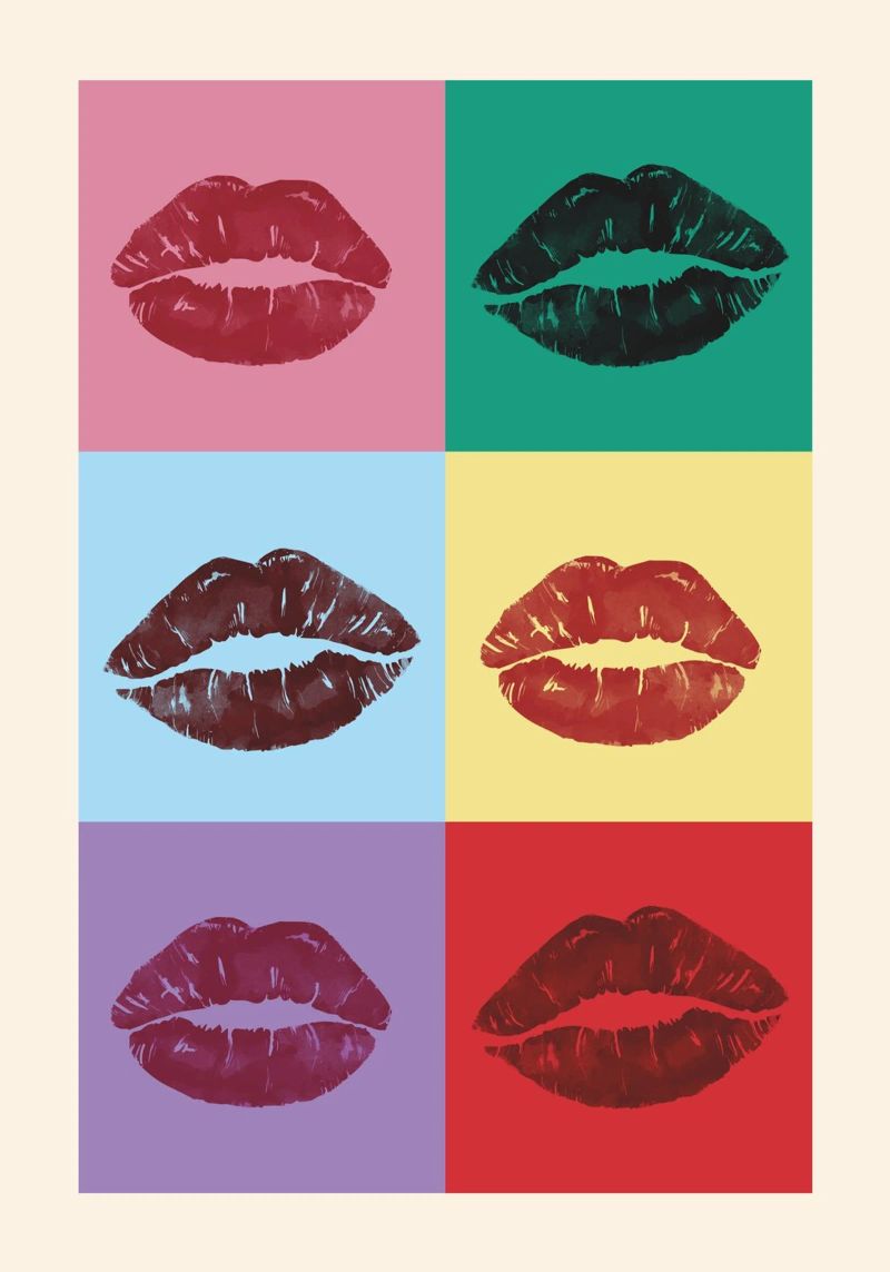 Kiss Me Pop Art Poster Poster von Studio Mooodz