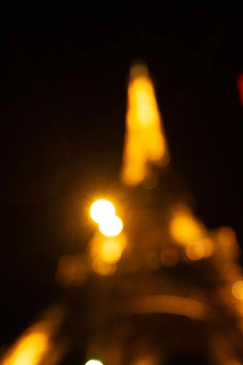 Paris pellicola backlit da Flo Klein