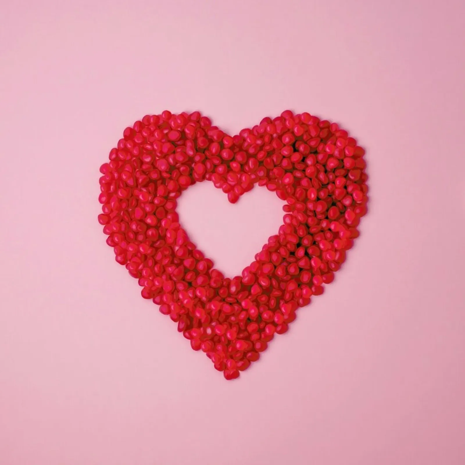 Red Hots Heart pellicola backlit da Juj Winn