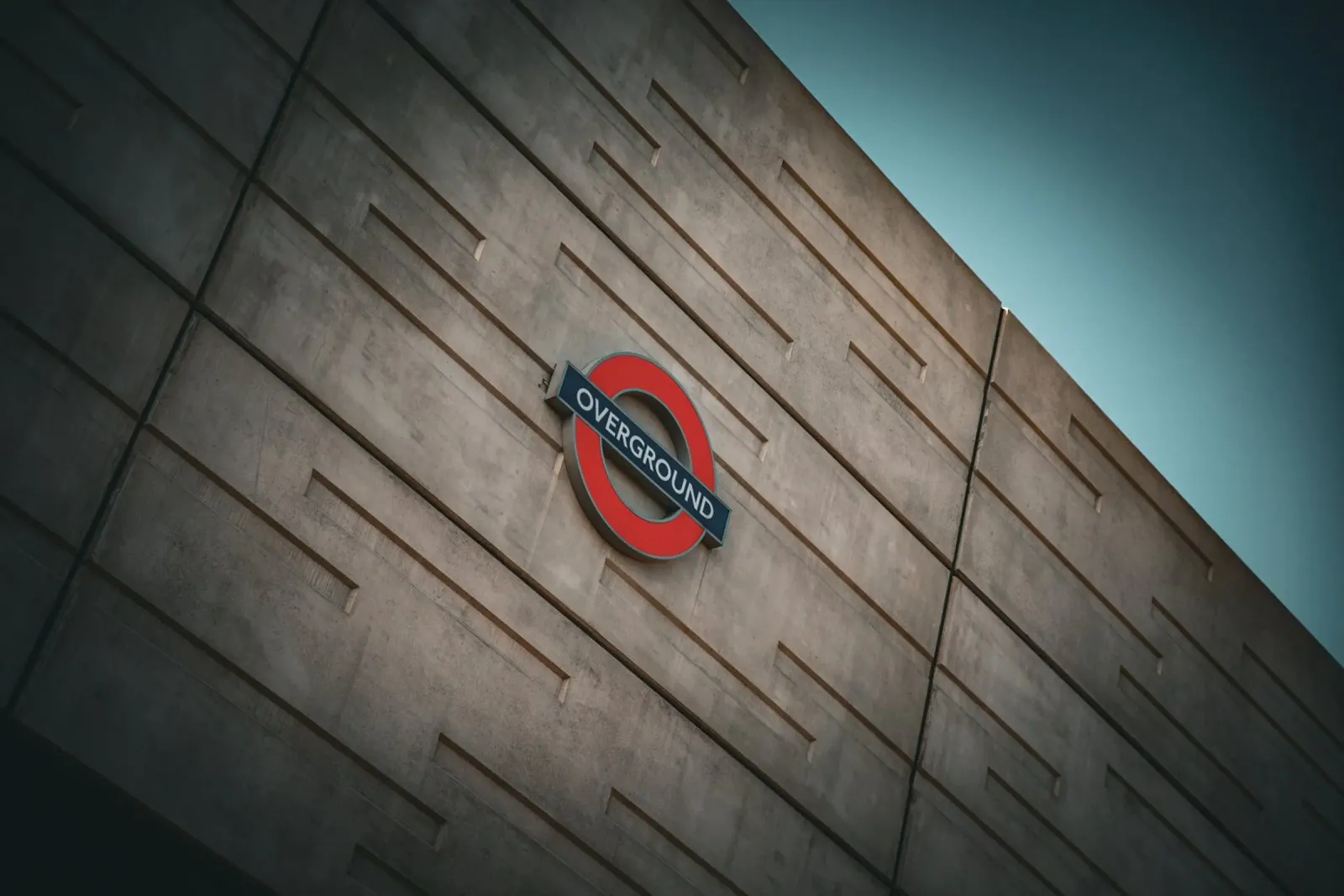 Overground plexiglass da Jonas Klein