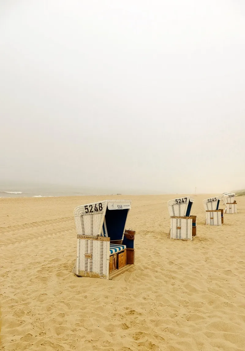 Sedia da spiaggia carta hahnemühle da Kudamm & Alpen