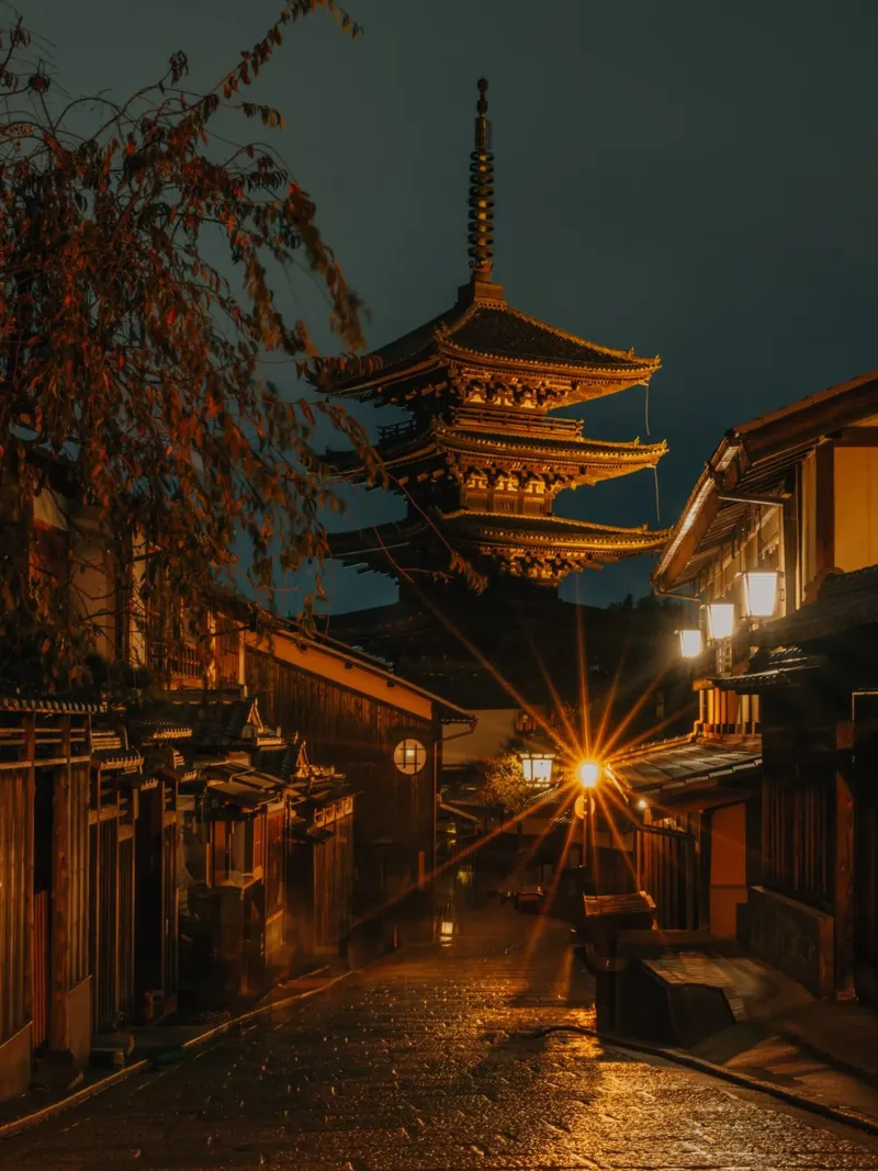 Pagode van Kyoto bij nacht, Japan canvas van Marcel Bisig