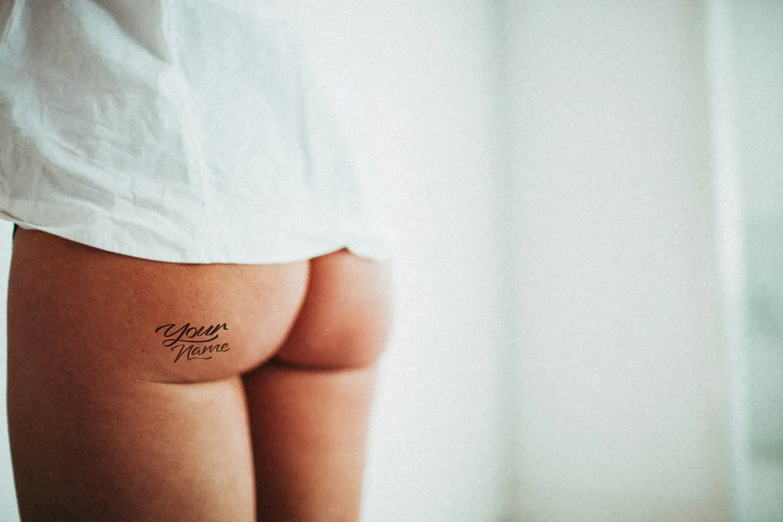 Dein Name pellicola backlit da Flo Klein