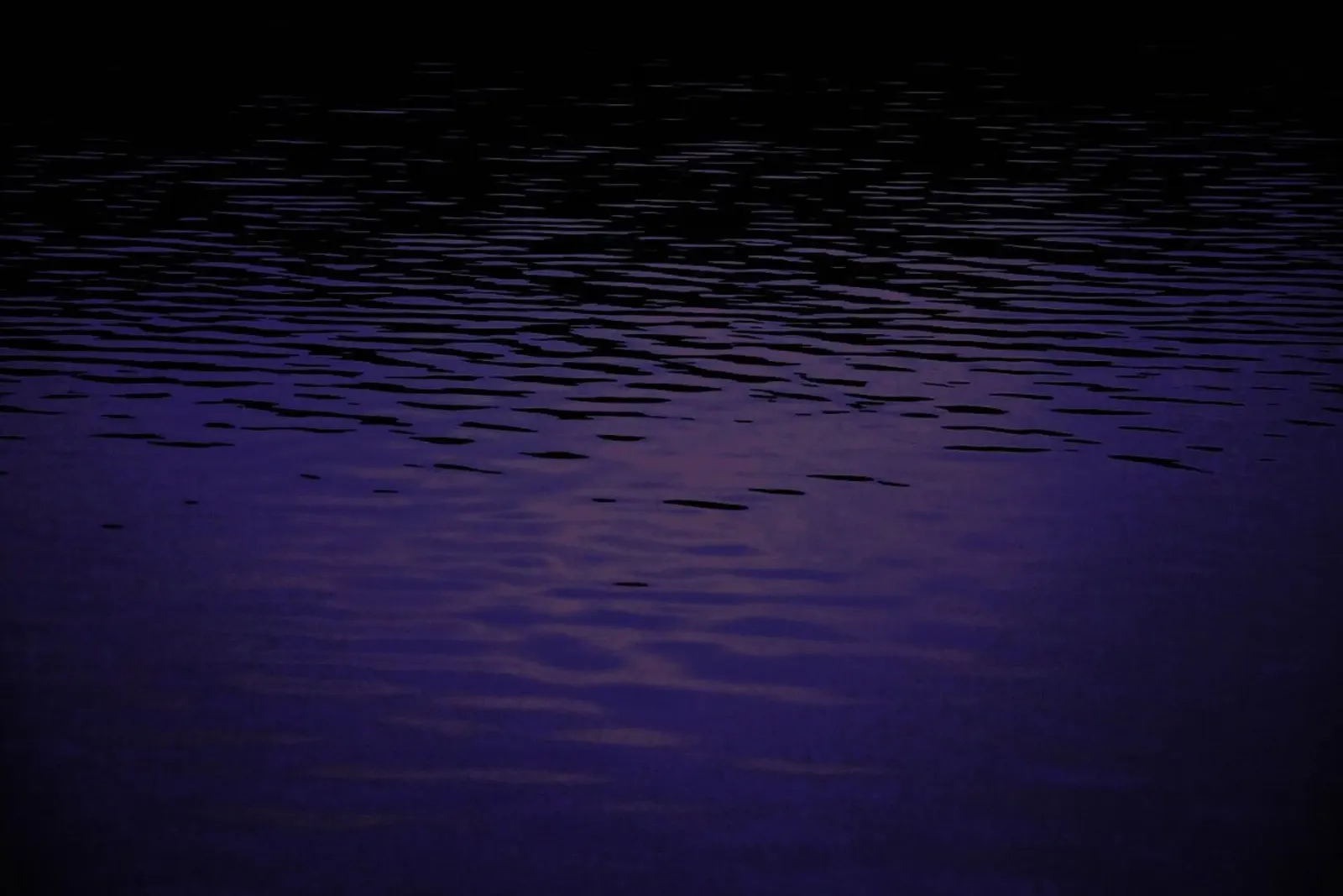 Abstract Waves pellicola backlit da Nur Mut