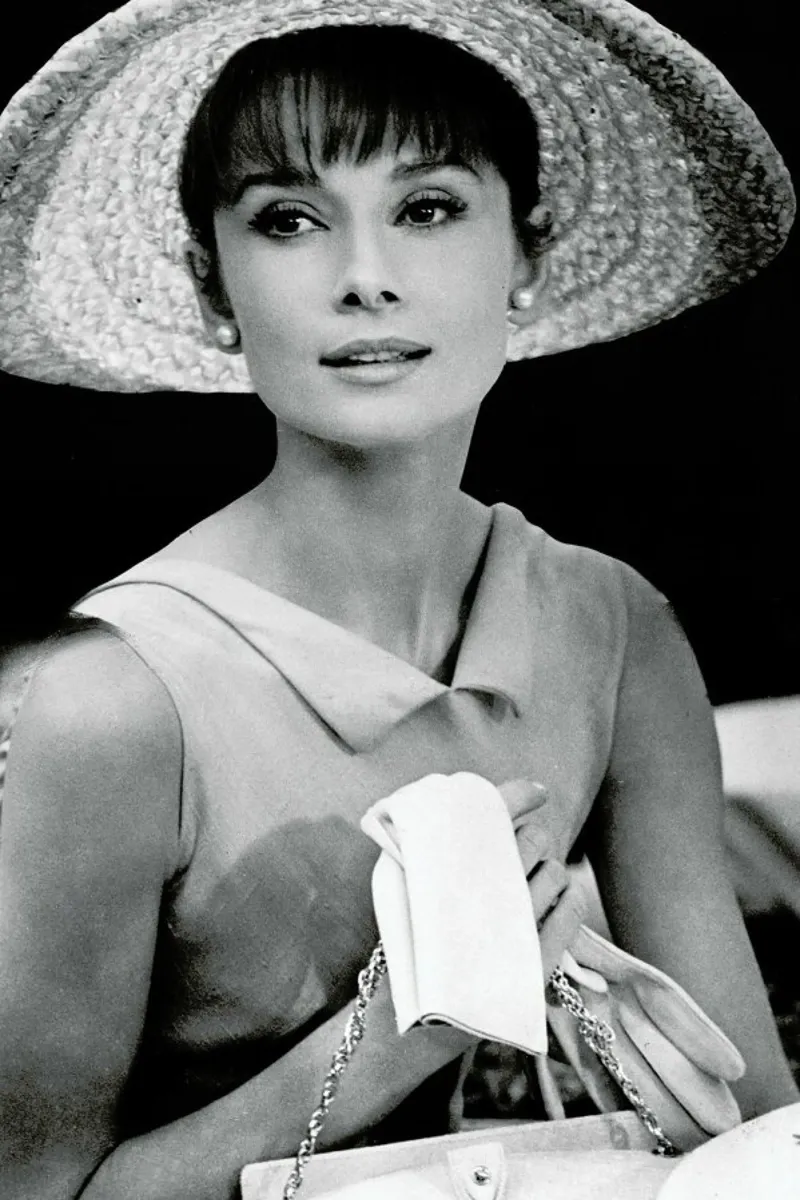 Audrey Hepburn 4 pellicola backlit da Gallery Print and Art Limited