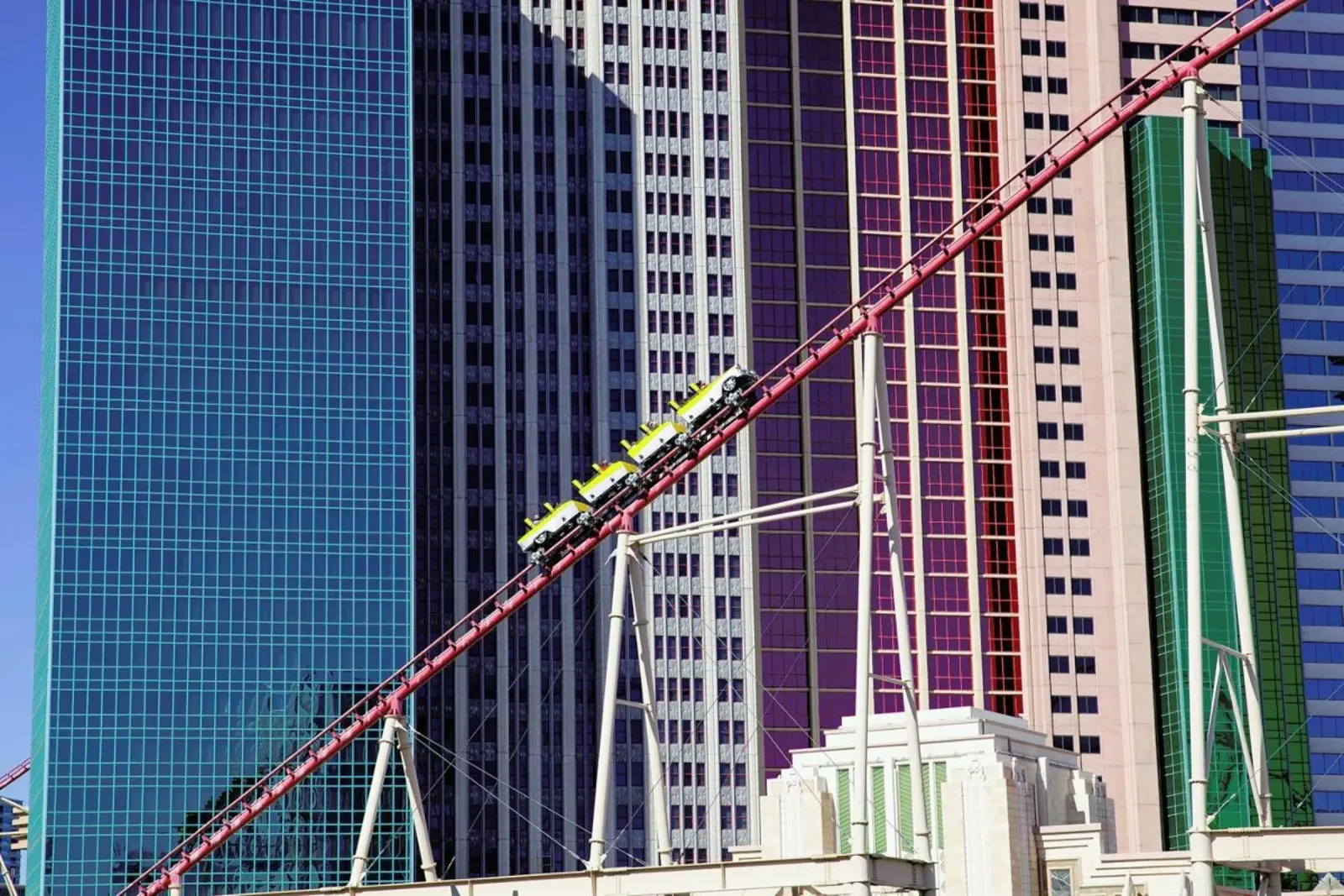 Achterbahn Vegas poster con telaio in plastica da Flo Klein