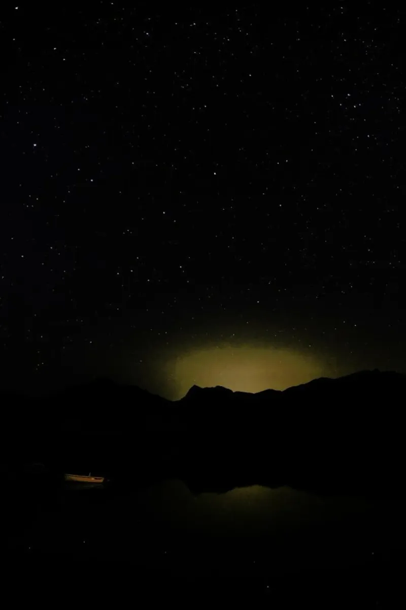 Look at the Stars 1 pellicola backlit da Nur Mut