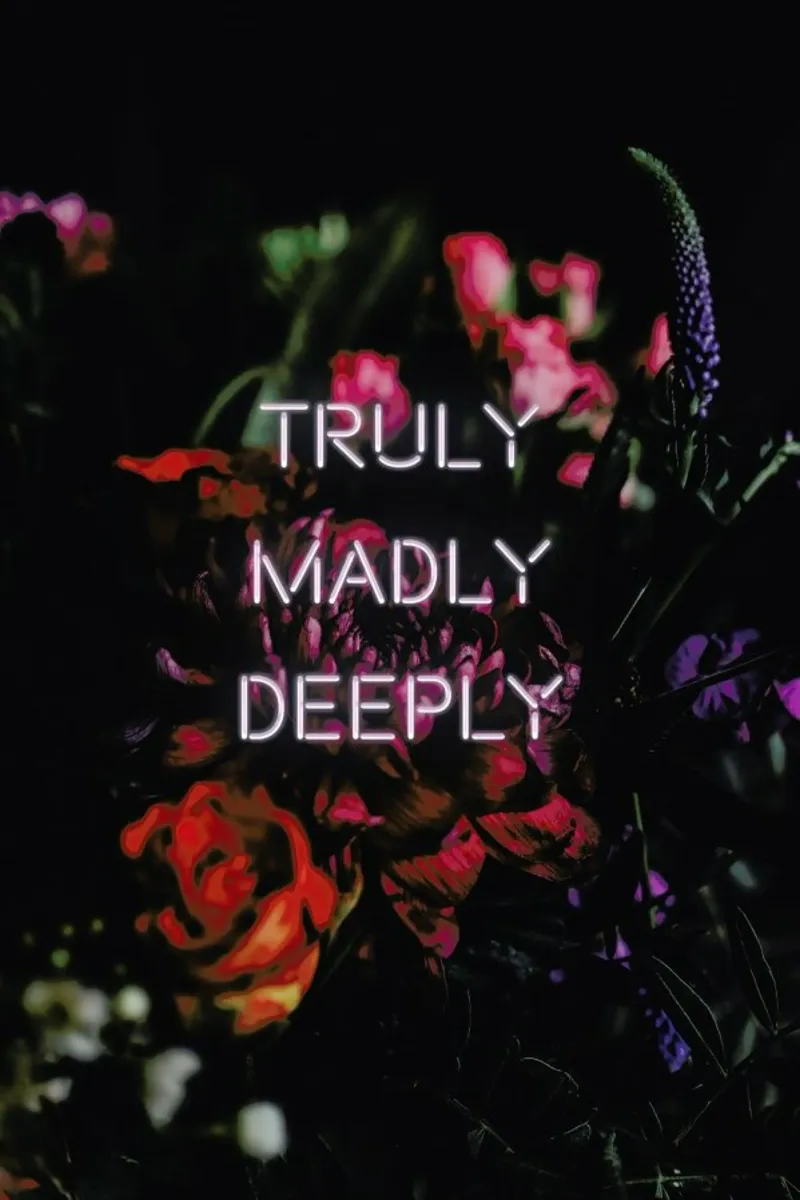 Truly Madly Deeply pellicola backlit da Oh Darling