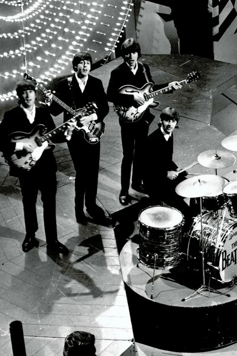 The Beatles, 1966 pellicola backlit da Gallery Print and Art Limited