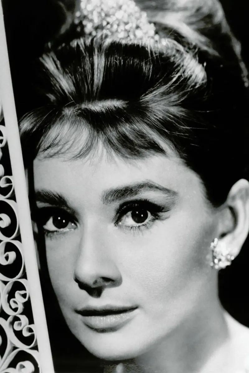 Audrey Hepburn 3 pellicola backlit da Gallery Print and Art Limited