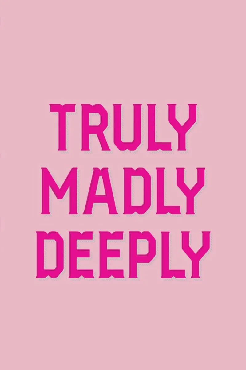 Truly Madly pellicola backlit da Honeymoon Hotel