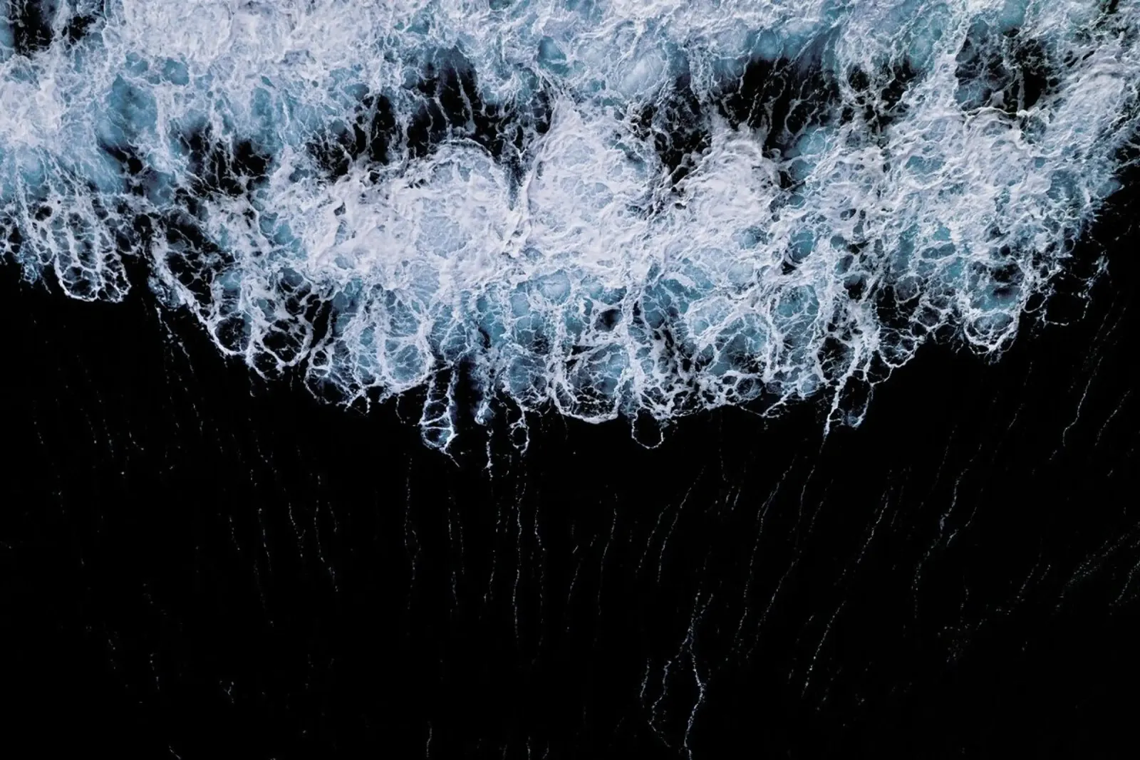 Aquabstraction by @regnumsaturni pellicola backlit da EyeEm Mobile GmbH