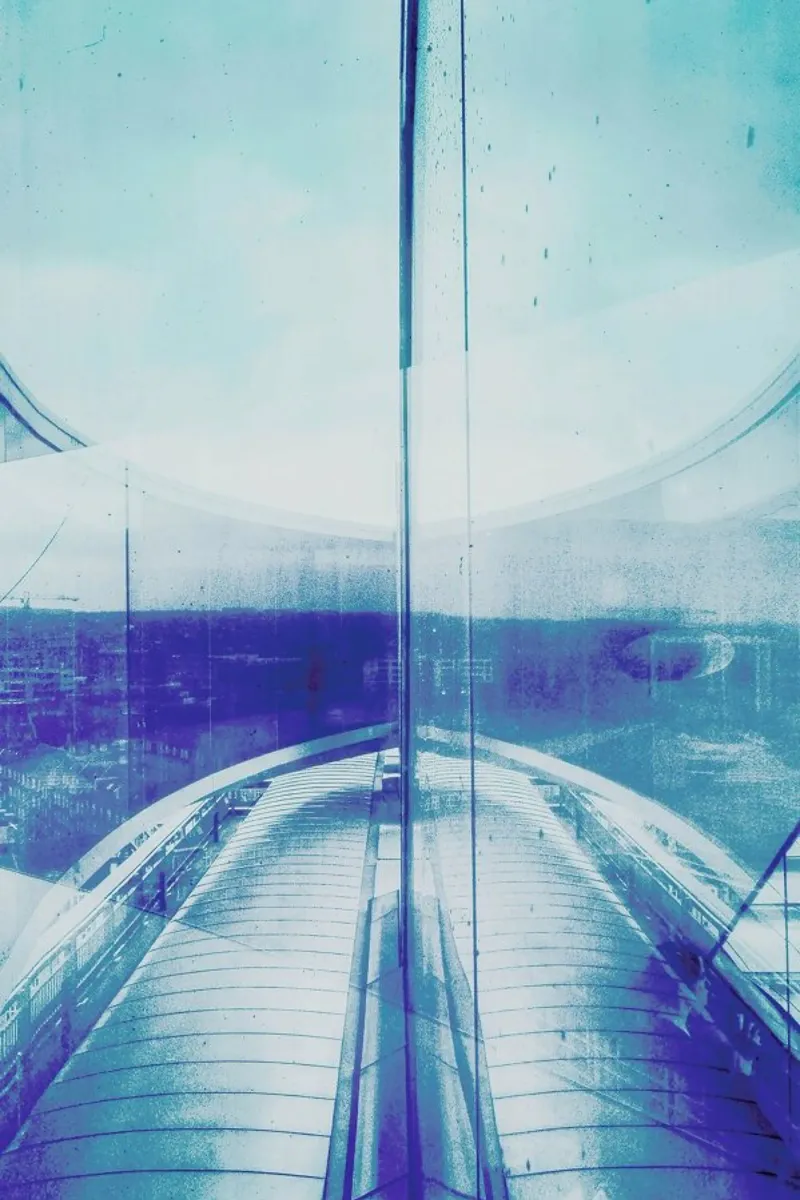 Reflection Blue plexiglass da Maria Sattrup