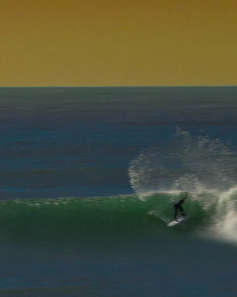 Golden Flow - Photographie de surf rétro à l'heure de l'or rêvée poster de Barefoot Visuals