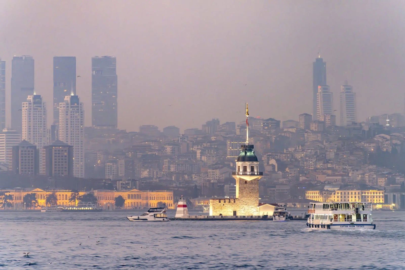 Jungfrauenturm Istanbul Poster von Reisefotografie - Bilder aus aller Welt
