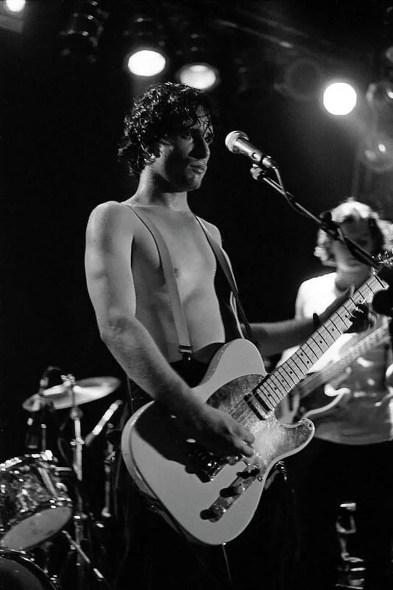 Jeff Buckley perform pellicola backlit da avissta
