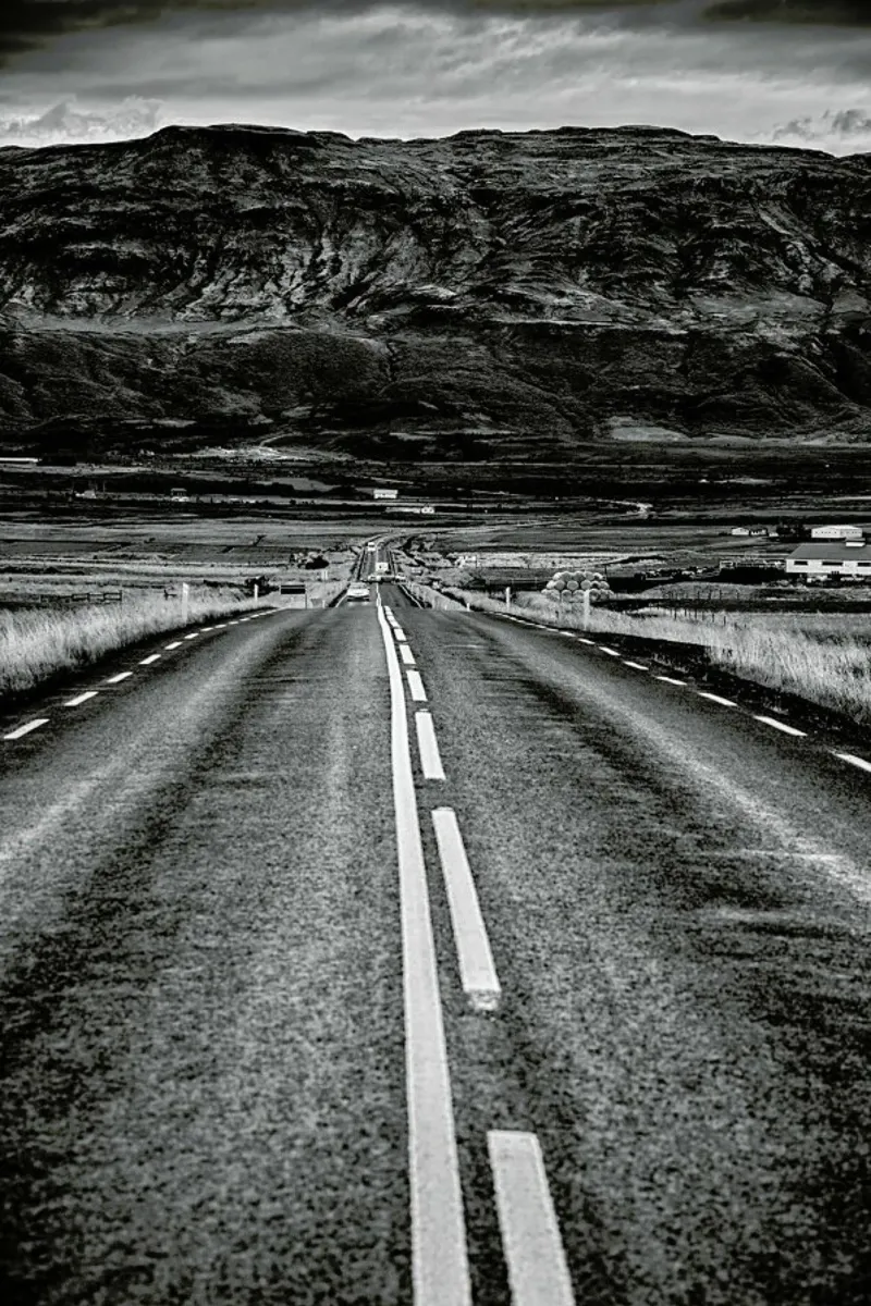 Road to the Mountains pellicola backlit da anderm