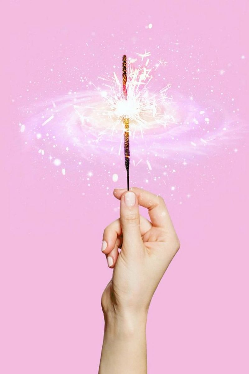 Sparkler Universe poster da Paul Fuentes Design