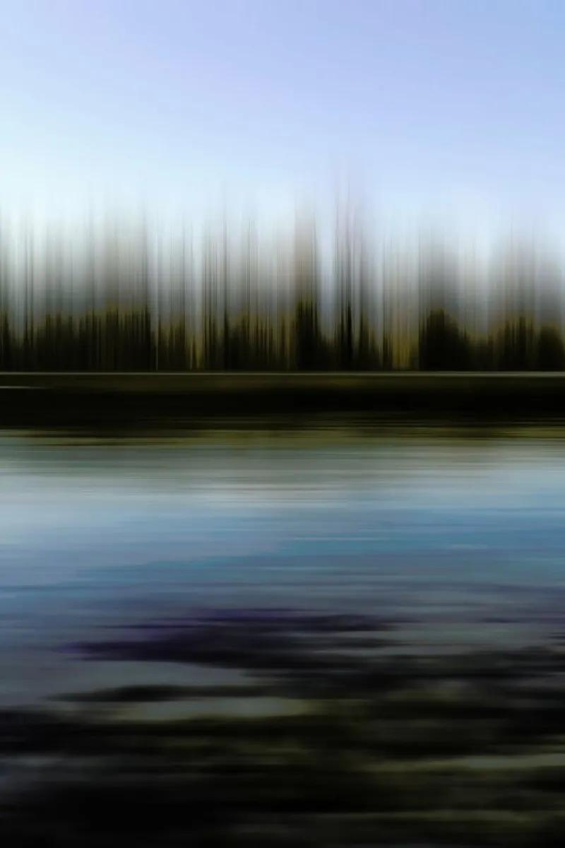 On the Riverbank pellicola backlit da Angelo Cerantola