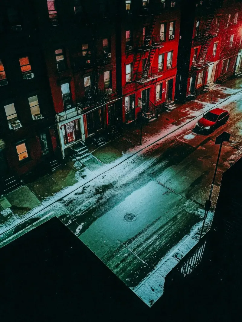 New York, solitaria di notte nella neve pellicola backlit da By Night