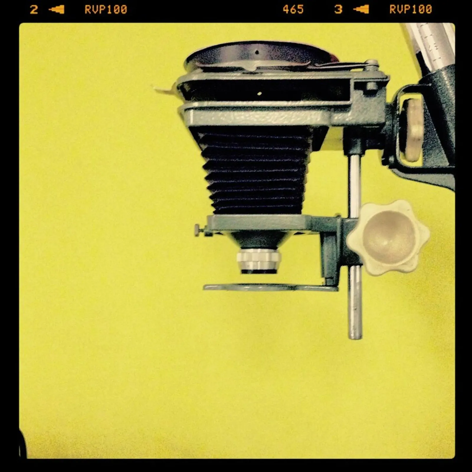 Half Tone Studio pellicola backlit da Ballack Art House