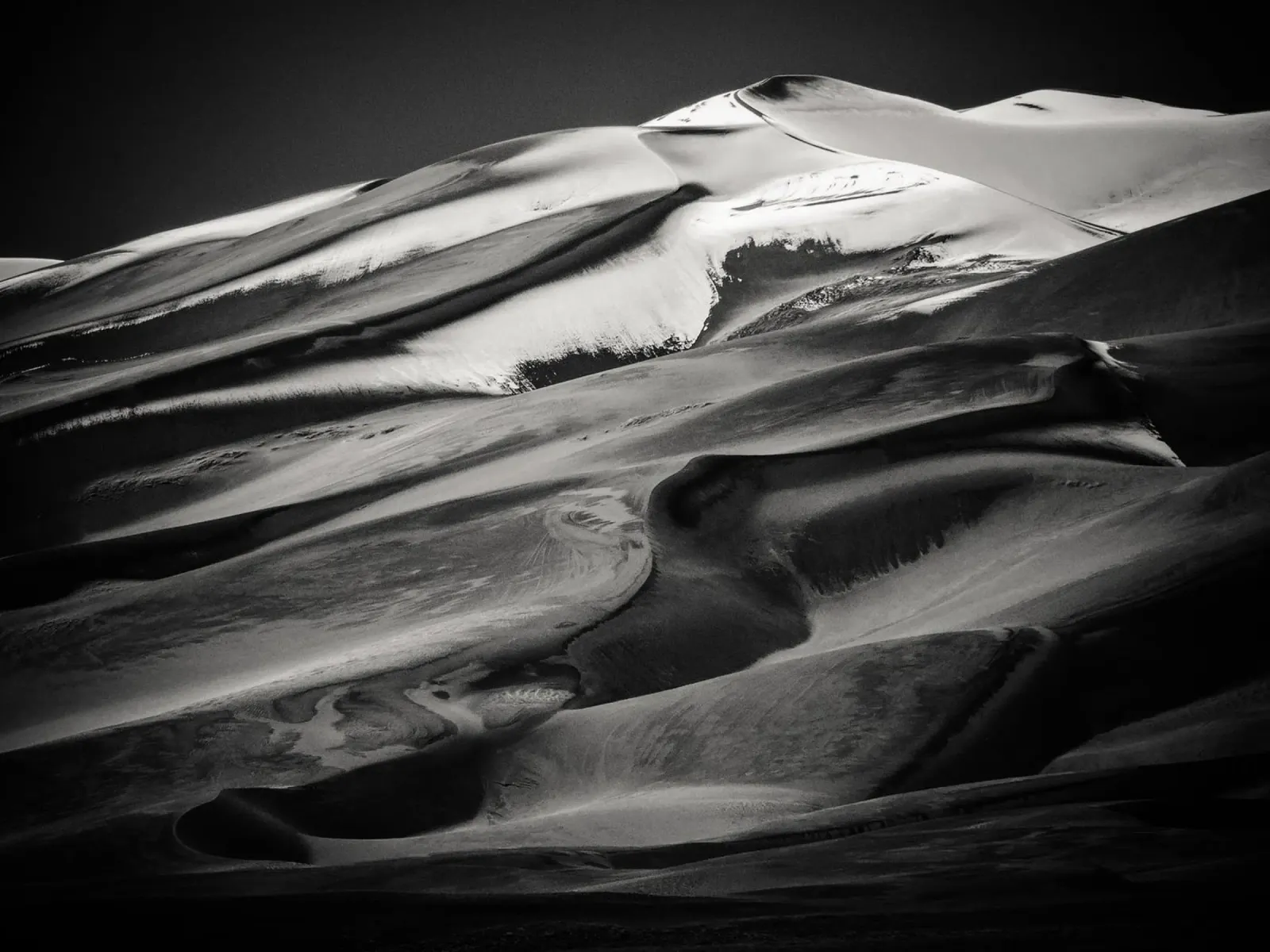 Snow-capped Sand Dune BW alluminio dibond da stunningphotos