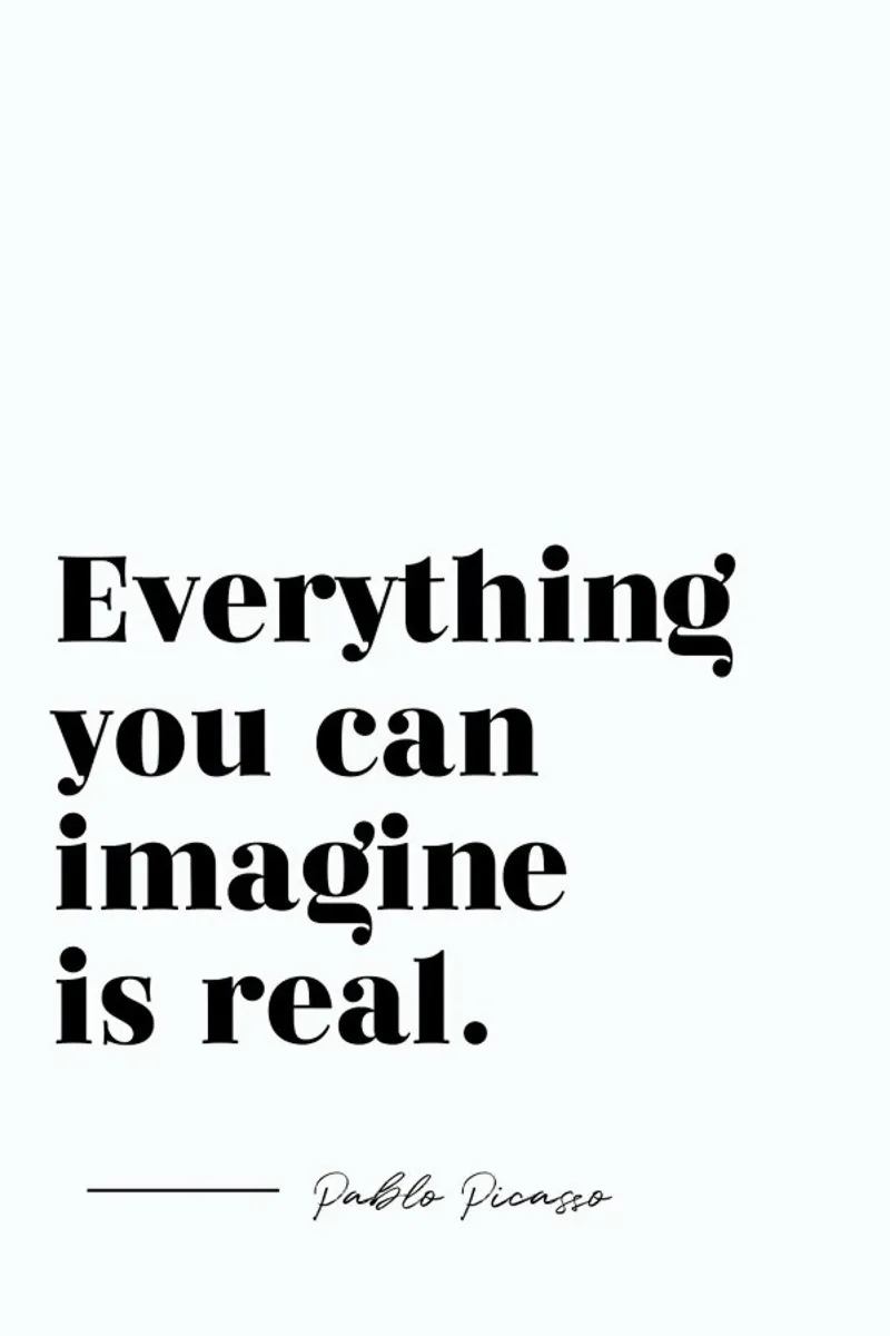 Everything is Real pellicola backlit da typed