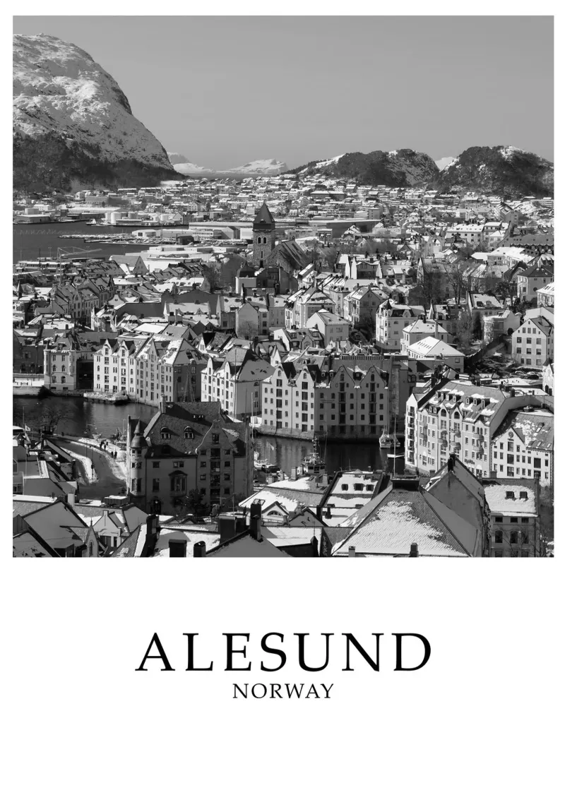 Alesund Norway Scene Greyscale tela con Cornice a cassetta da Charnwood Prints