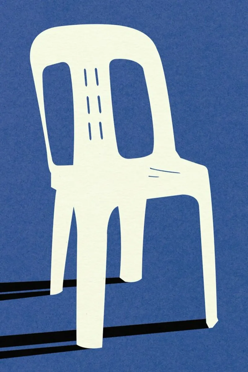 Monobloc Plastic Chair No II pellicola backlit da Rosi Feist