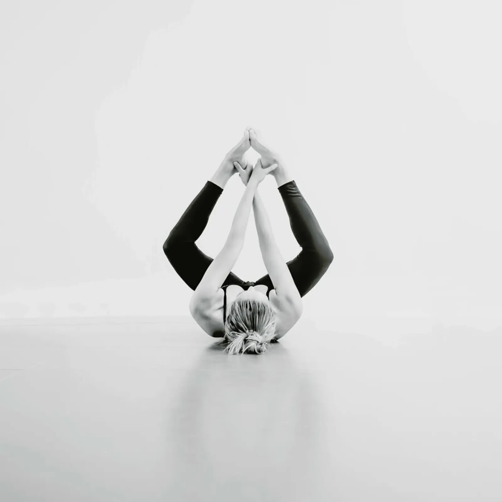 Yoga Viii alu-dibond by Ingrid Beddoes