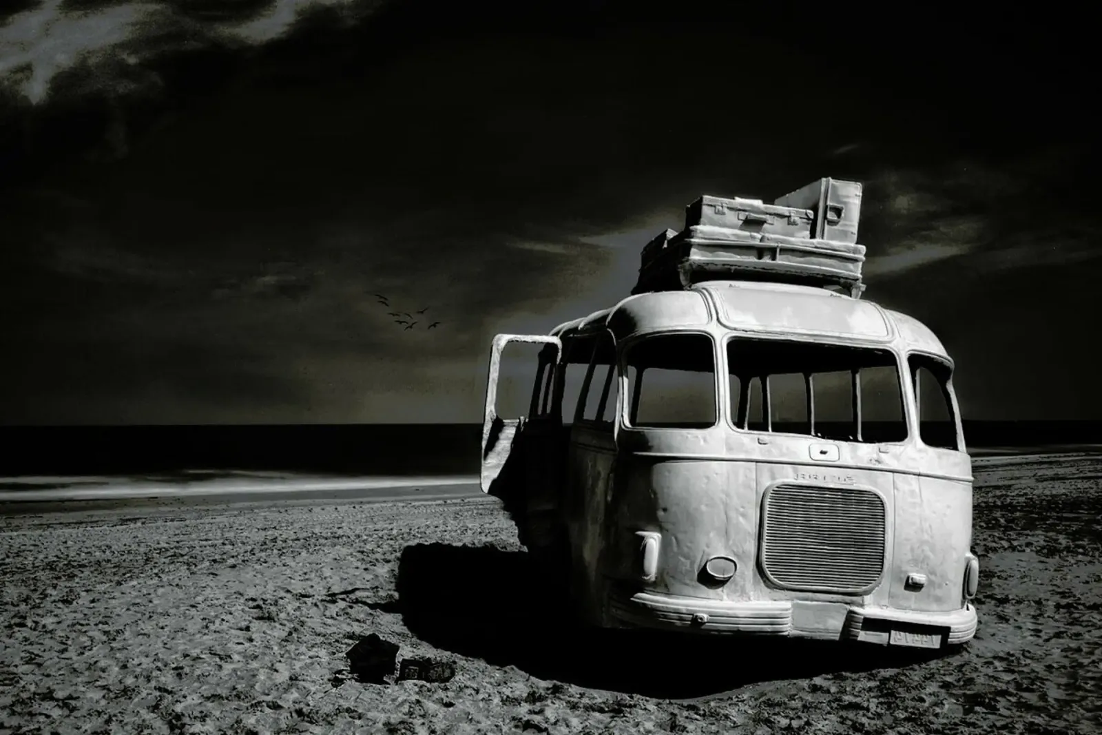 Beached Bus poster da Pictufy