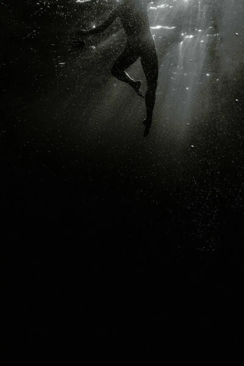 Staying Calm pellicola backlit da Chris Abatzis