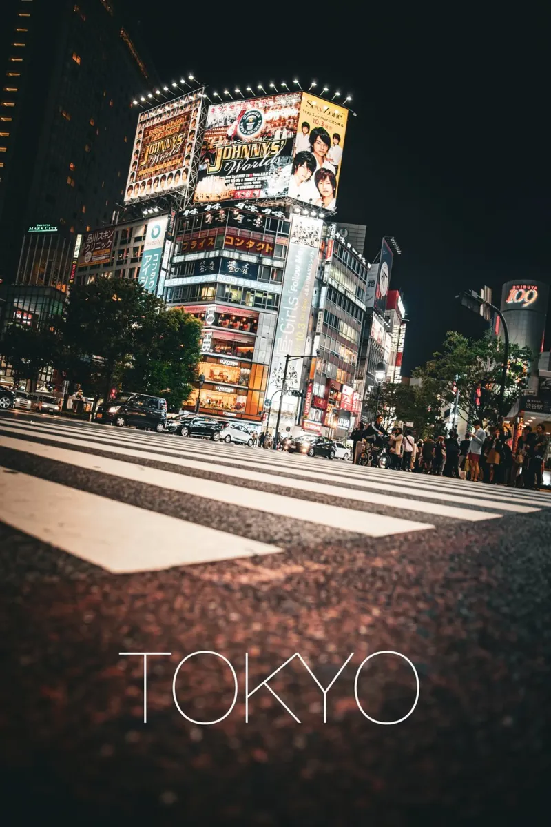 Tokyo pellicola backlit da Flo Klein