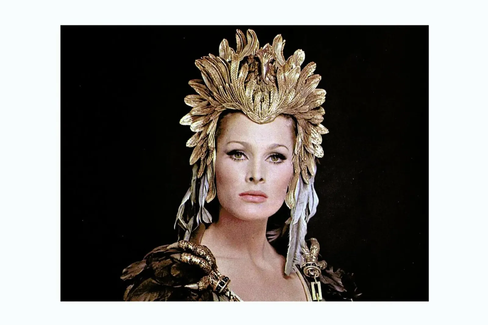 Ursula Andress Aysesha carta hahnemühle da Gallery Print and Art Limited