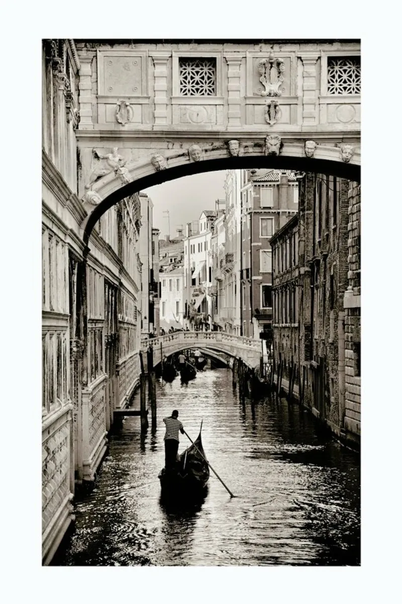 Gondola in Venice pellicola backlit da METROPOLIS