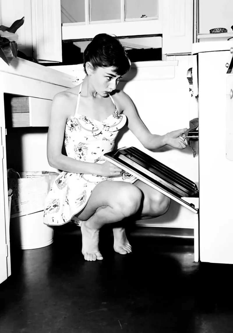 Buongiorno in cucina con Miss Audrey Hepburn Vintage poster con telaio in plastica da kembangross